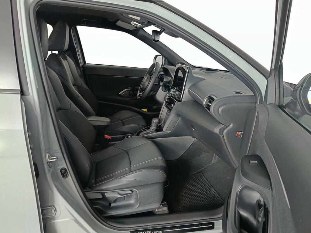 Toyota Yaris Cross 1.5h Premiere awd-i 130cv e-cvt