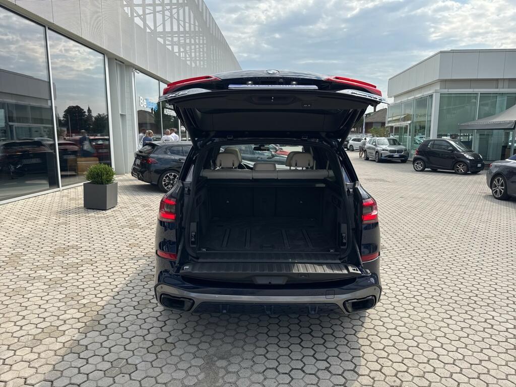BMW X5 xdrive40d mhev 48V Msport auto