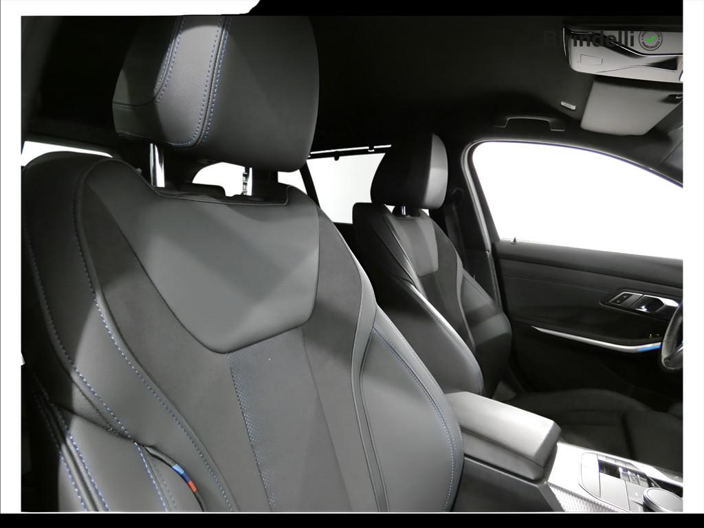 BMW Serie 3 320d Touring mhev 48V Msport auto