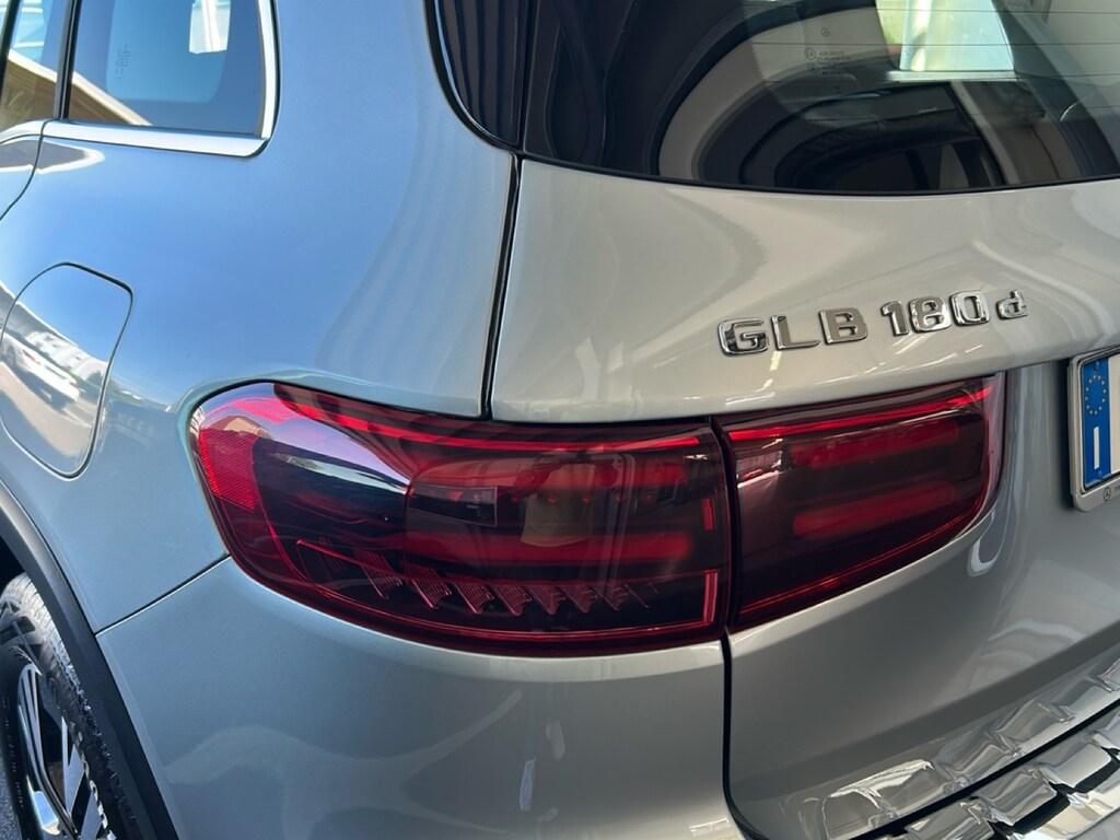 Mercedes GLB 180 d Progressive Advanced auto