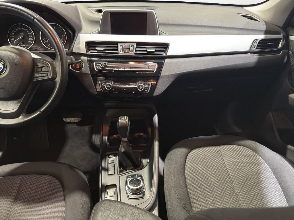 BMW X1 sdrive18d Business auto