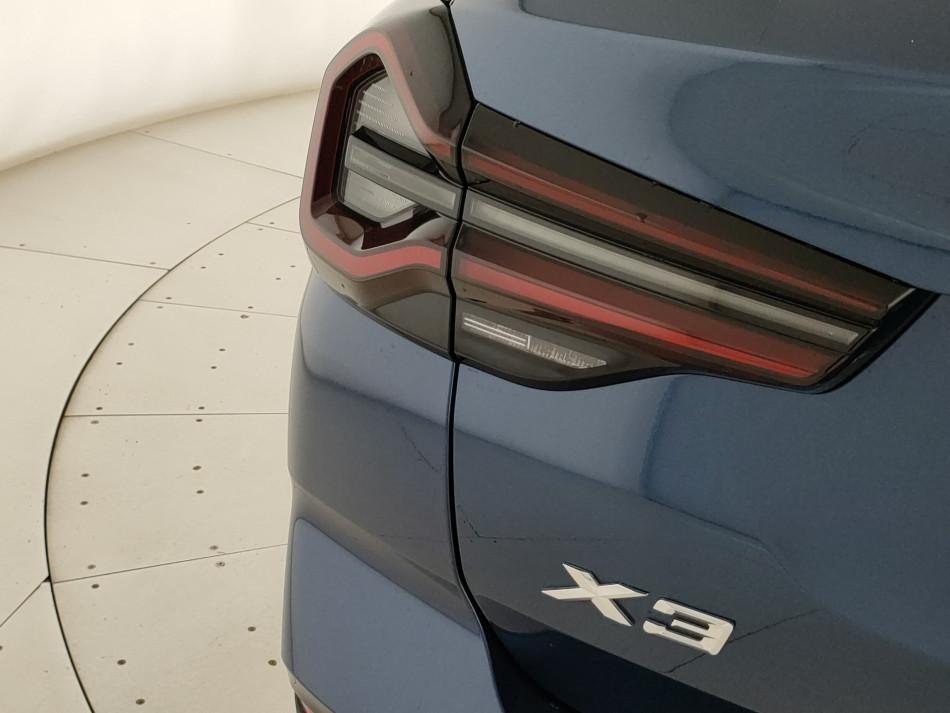 BMW X3 xdrive20d mhev 48V auto