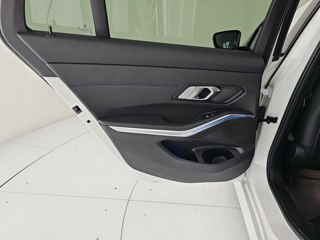 BMW Serie 3 318d Touring mhev 48V Msport auto
