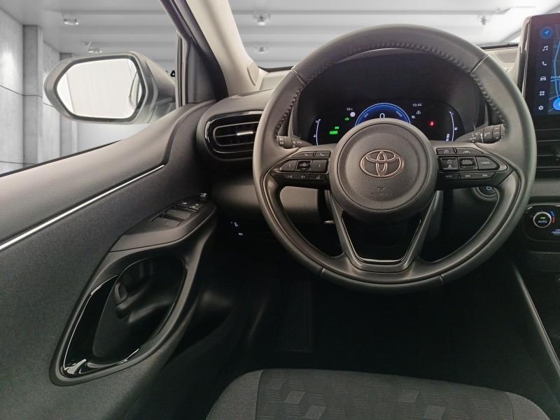 Toyota Yaris 1.5 hybrid Active