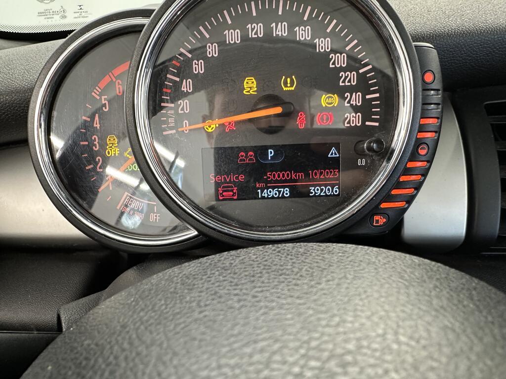 Mini Cooper D Cabrio 1.5 Cooper D Hype Auto