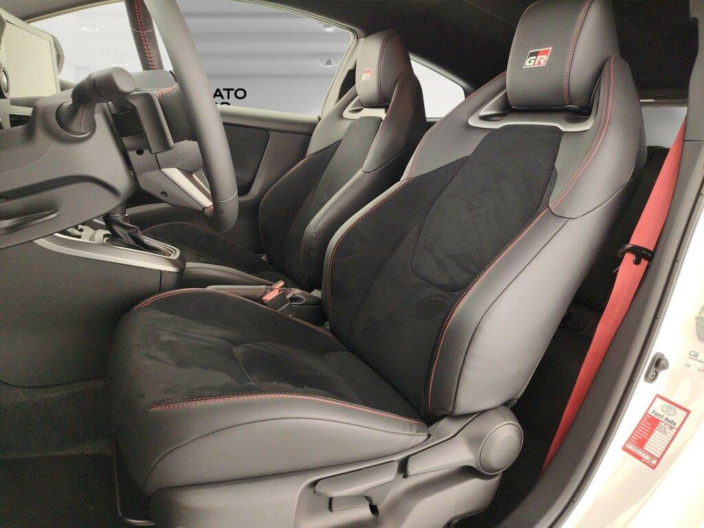 Toyota GR Yaris 1.6 Circuit dat-8
