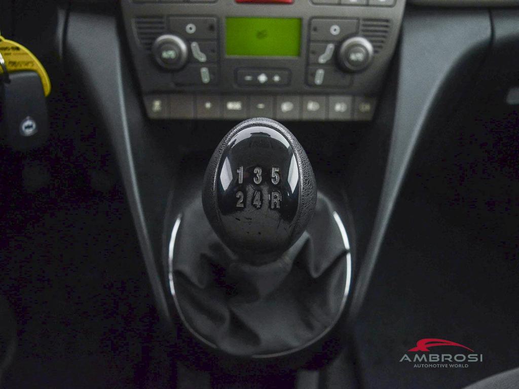 Lancia Ypsilon 1.3 mjt Platino