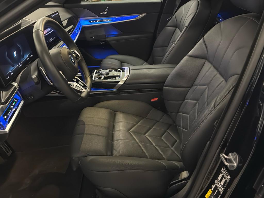 BMW Serie 7 i7 xdrive60 Msport