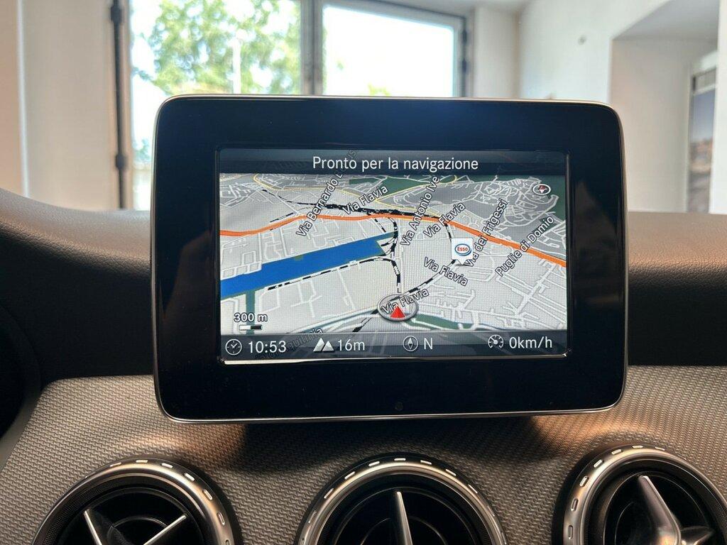 Mercedes GLA 180 d Business auto