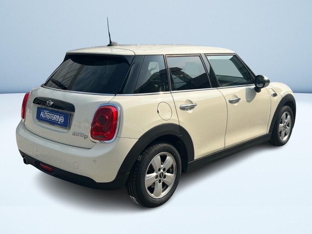 Mini Cooper D 1.5 D Cooper D Auto