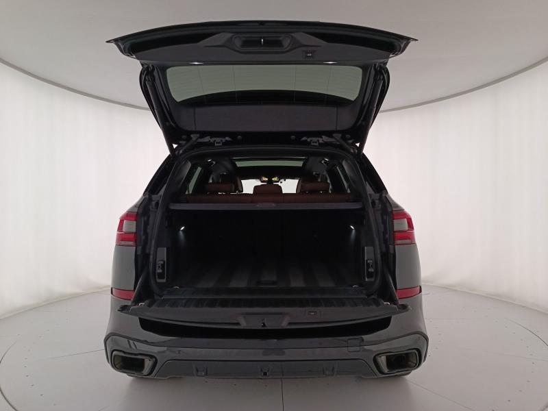 BMW X5 xdrive40d mhev 48V Msport auto