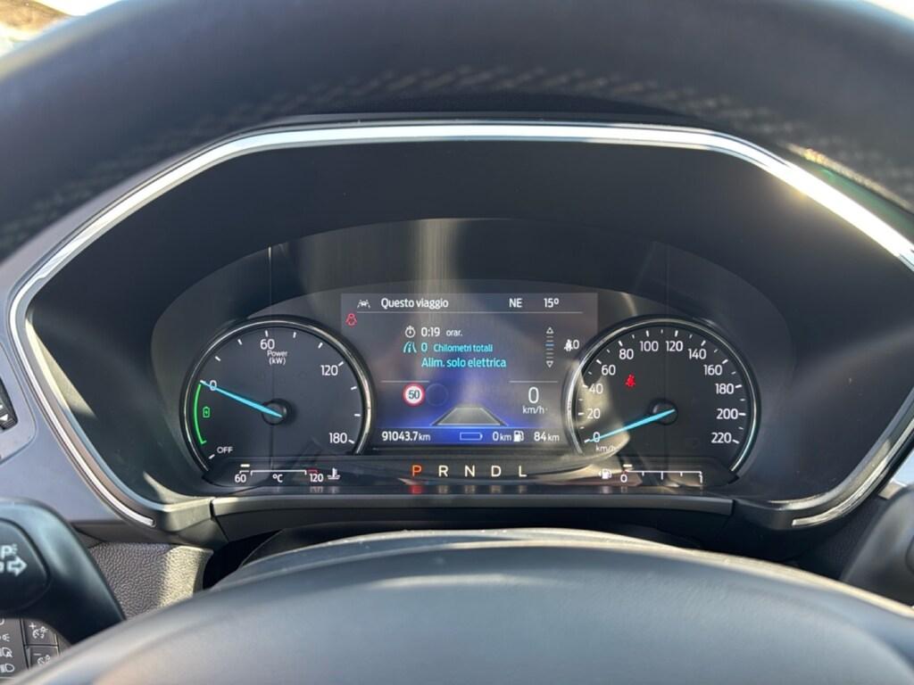 Ford Kuga 2.5 phev Titanium Business 2wd 225cv e-shifter