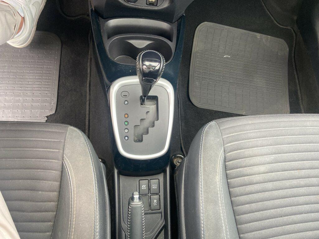 Toyota Yaris 1.5 hybrid Style 5p my16