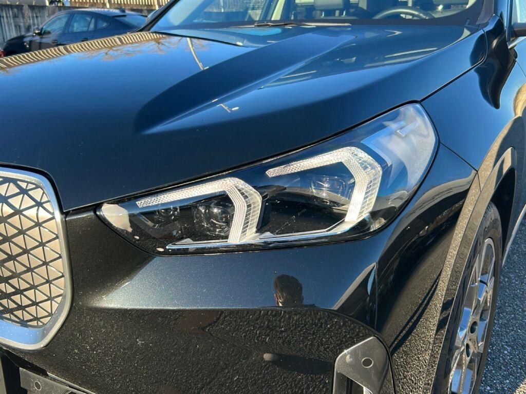 BMW iX1 edrive 20 X-Line