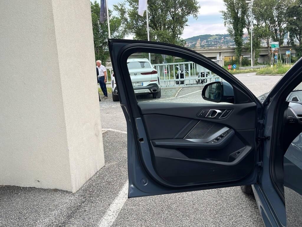 BMW Serie 1 120d 48V MSport auto