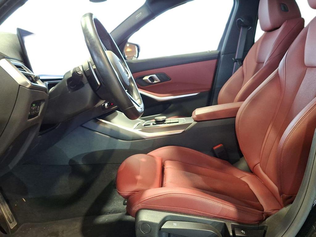 BMW Serie 3 320d Touring mhev 48V auto