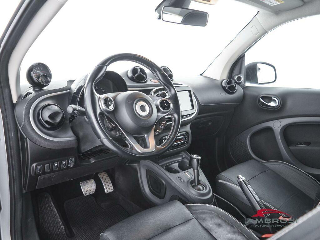 Smart fortwo 0.9 t. Brabus Xclusive 109cv twinamic
