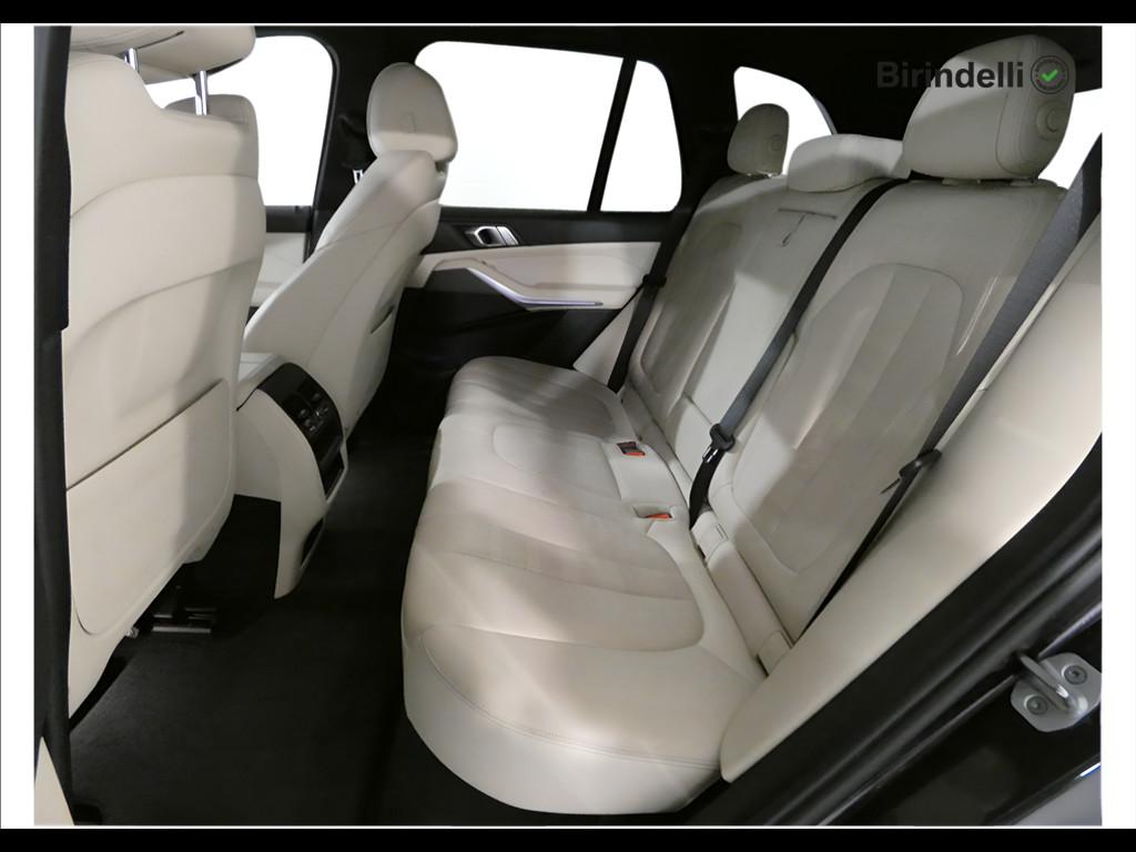BMW X5 xdrive30d mhev 48V Business auto