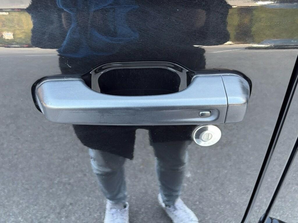 Jeep Wrangler Unlimited 2.0 turbo Sahara auto