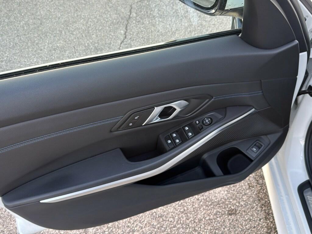 BMW Serie 3 320d Touring mhev 48V Msport xdrive auto