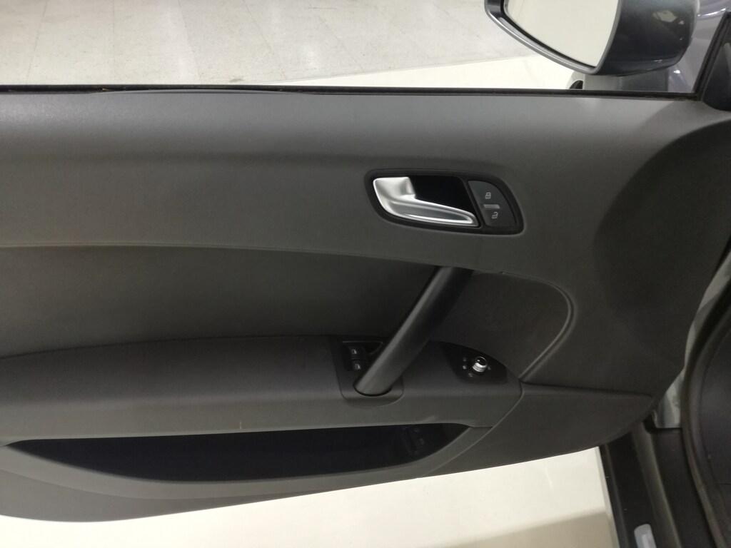 Audi TT Coupe 1.8 tfsi s-tronic