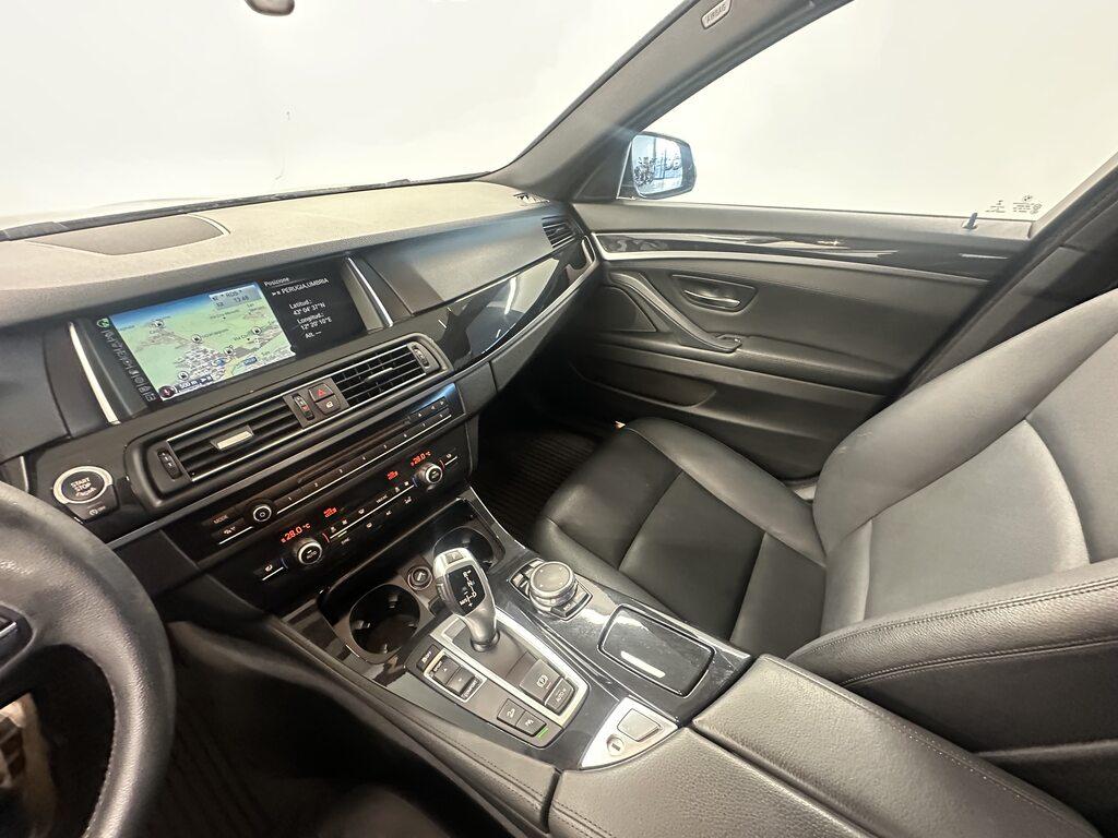 BMW Serie 5 520d Touring xdrive Business 190cv auto