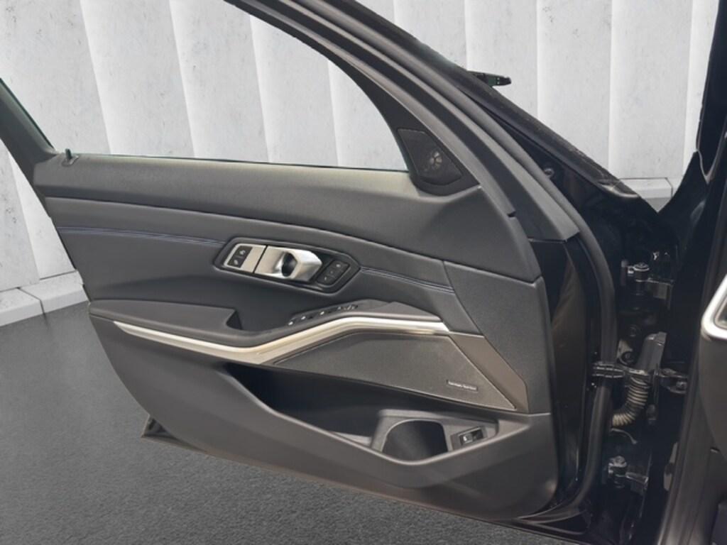BMW Serie 3 M M340d Touring mhev 48V xdrive auto