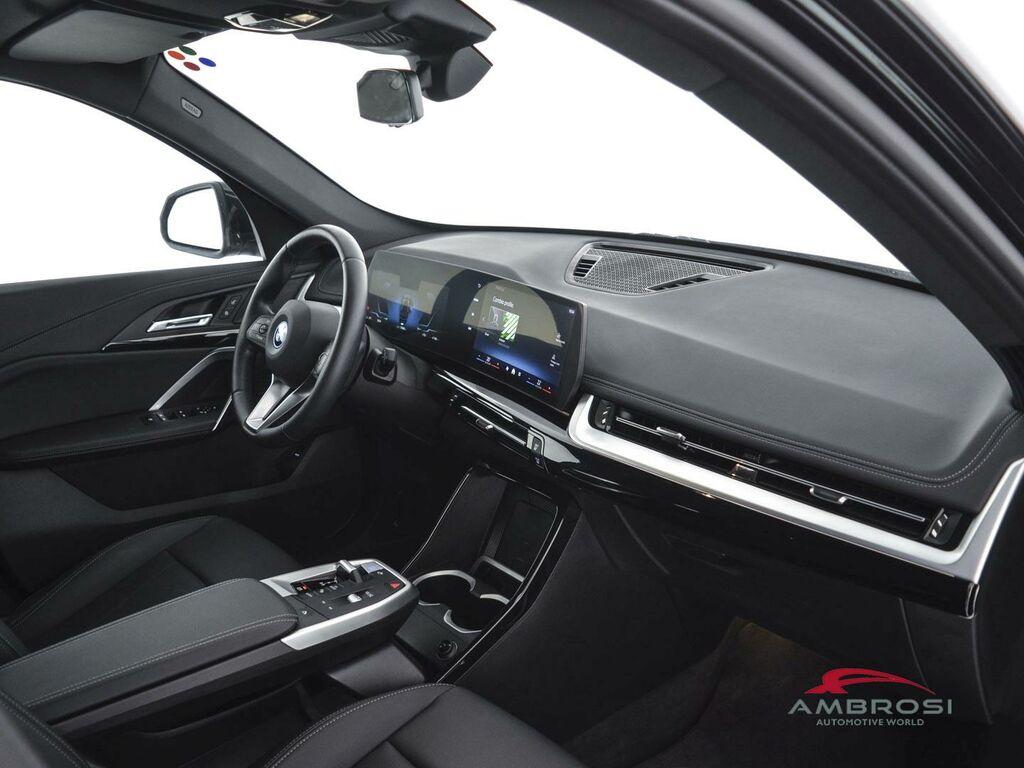 BMW iX1 edrive 20 X-Line