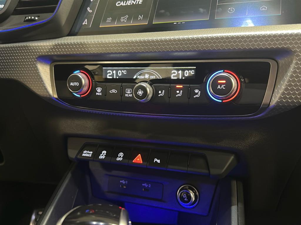 Audi A1 Sportback 40 2.0 tfsi Identity Black 207cv s-tronic