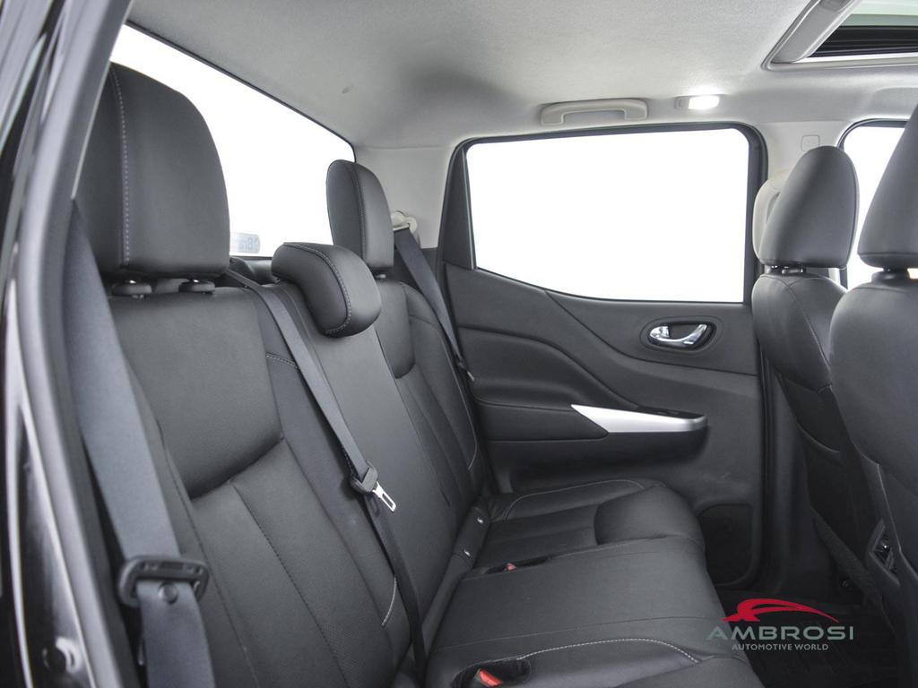 Nissan Navara 2.3 dci d.cab Tekna 4wd 190cv auto my19