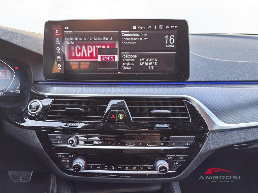 BMW Serie 5 520d Touring mhev 48V xdrive Msport auto