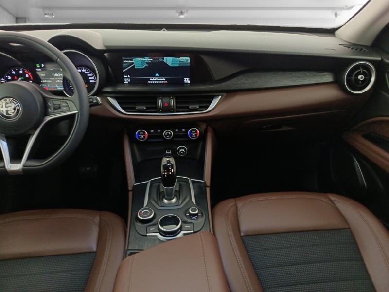 Alfa Romeo Stelvio 2.0 t Executive Q4 200cv auto my19