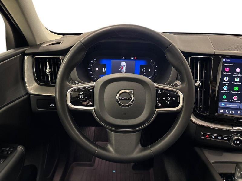 Volvo XC60 2.0 b4 Plus Bright awd auto