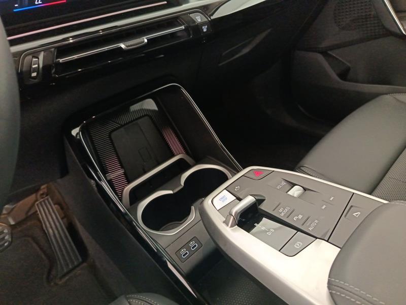 BMW iX1 edrive 20 X-Line