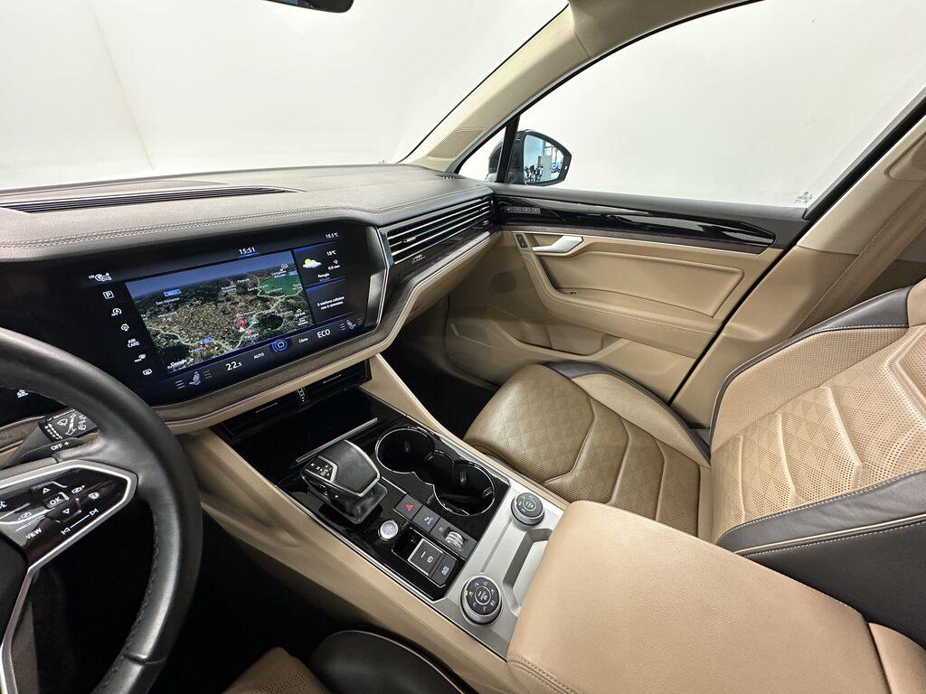 Volkswagen Touareg 3.0 V6 tdi Atmosphere 231cv tiptronic