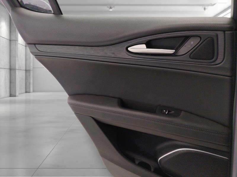 Alfa Romeo Stelvio 2.2 t Business Q4 190cv auto