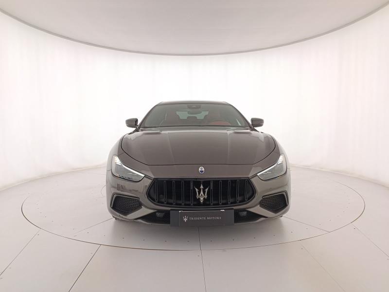 Maserati Ghibli 3.8 V8 Trofeo 580cv rwd auto