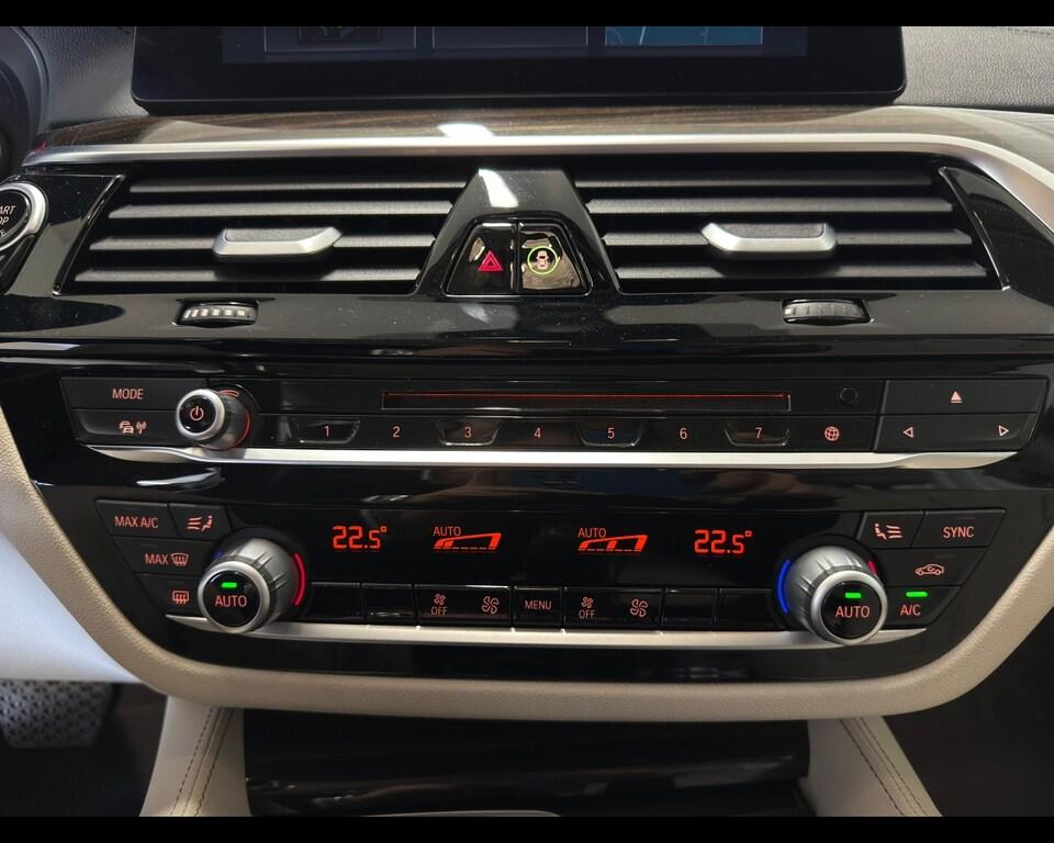 BMW Serie 5 518d Touring Luxury auto