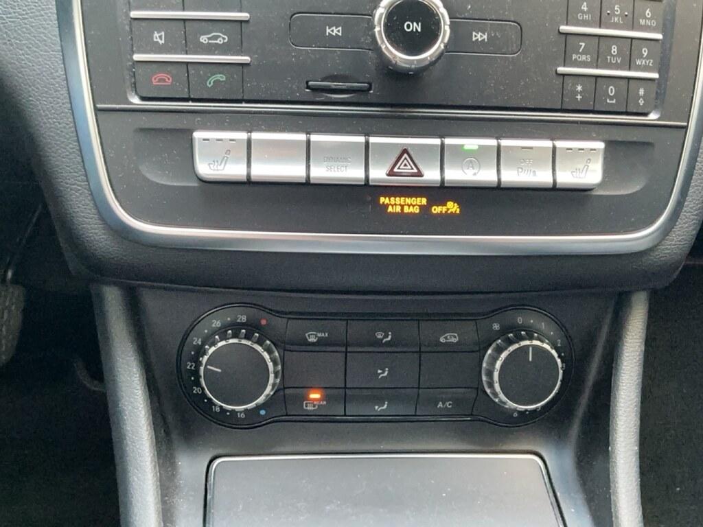 Mercedes GLA 180 Premium auto