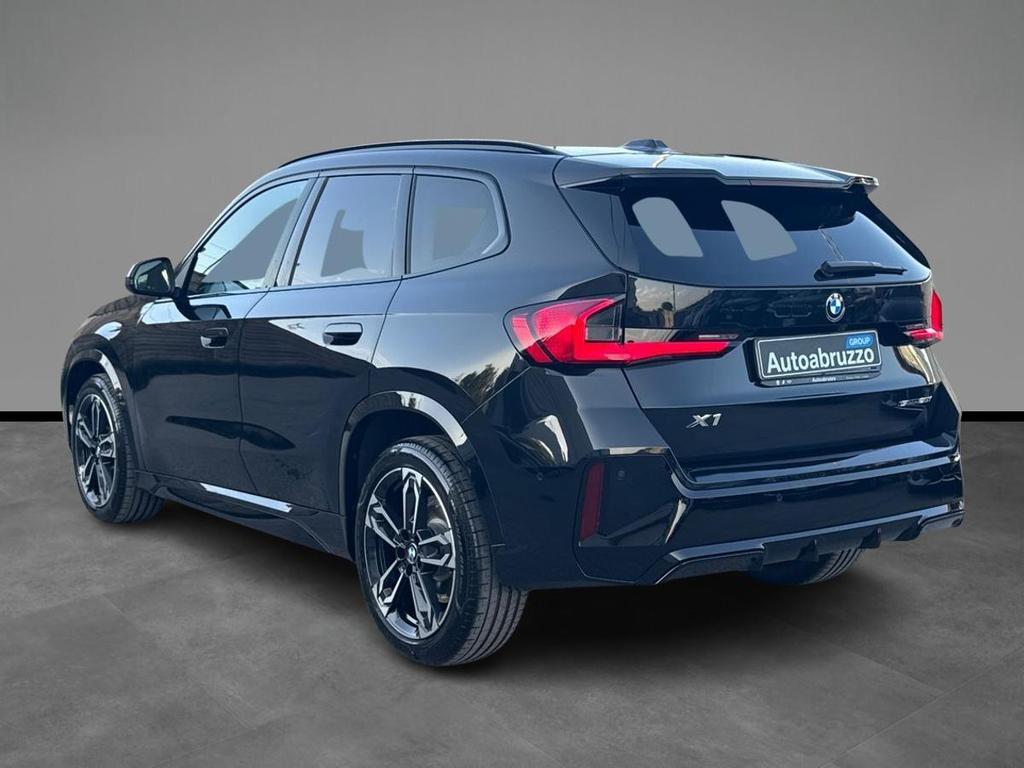 BMW X1 sdrive20i mhev 48V MSport Pro auto