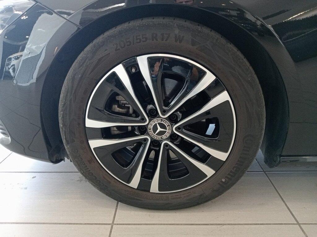 Mercedes CLA Shooting Brake 180 d Advanced auto