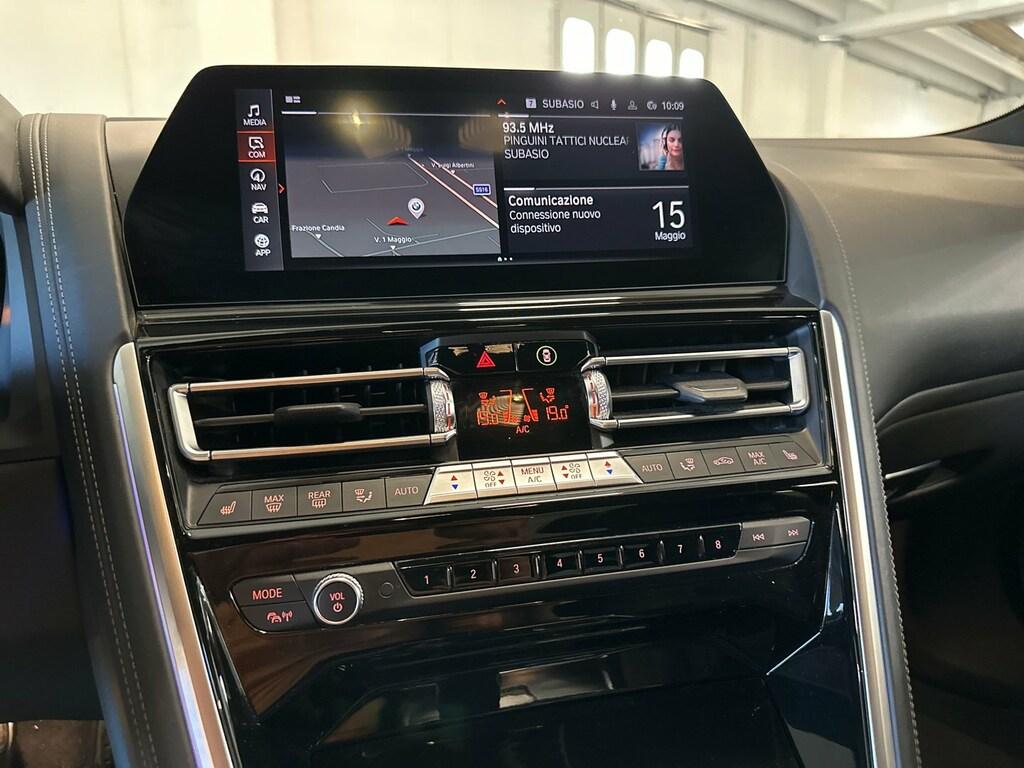 BMW Serie 8 840d Coupe mhev 48V xdrive Individual Composition auto