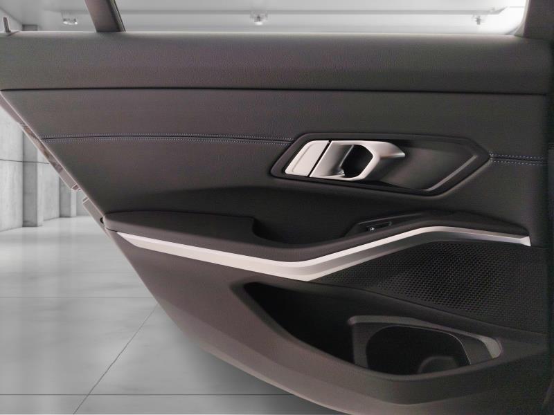 BMW Serie 3 320d Touring mhev 48V Msport xdrive auto