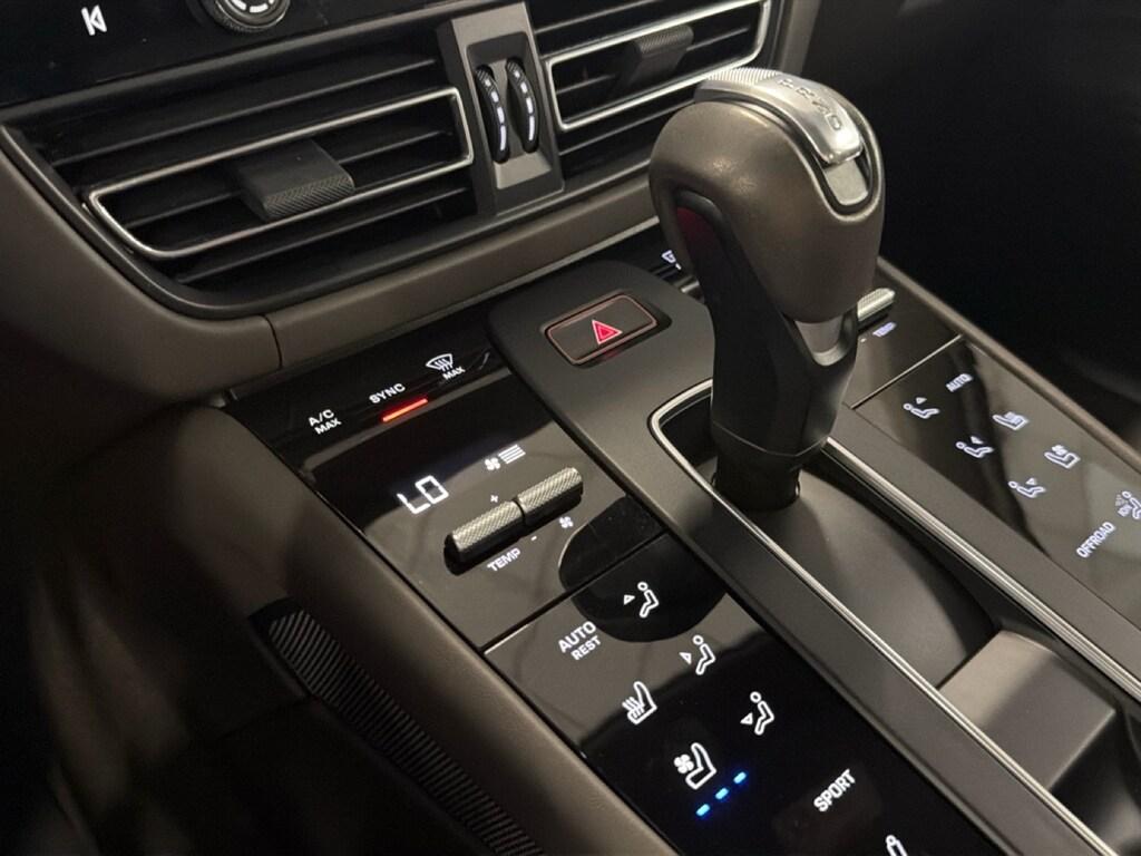 Porsche Macan 2.0 265cv pdk