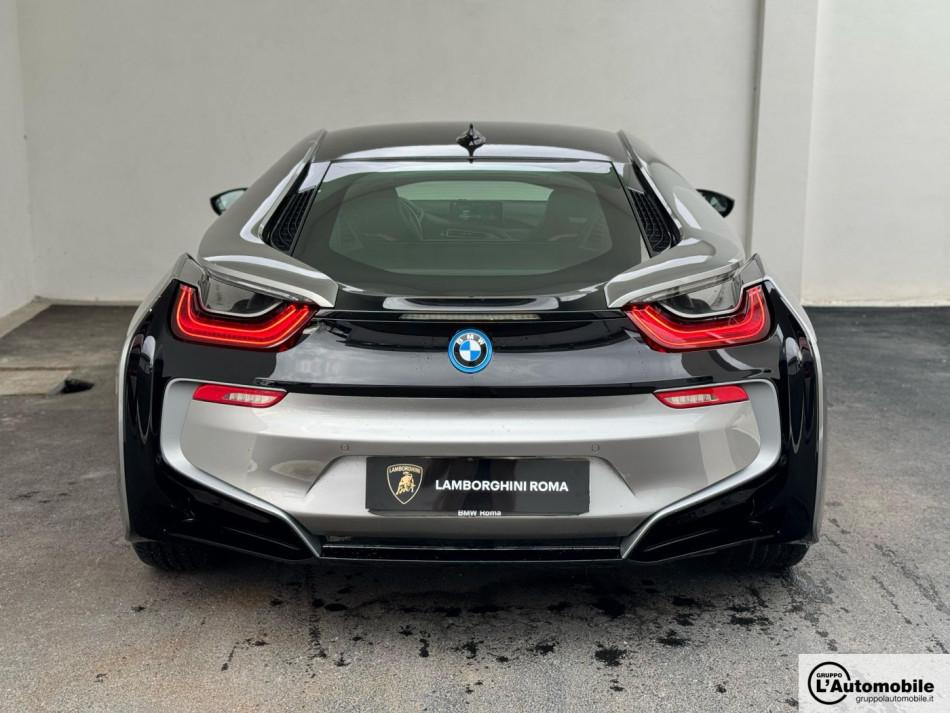 BMW i8 Coupe 1.5 auto