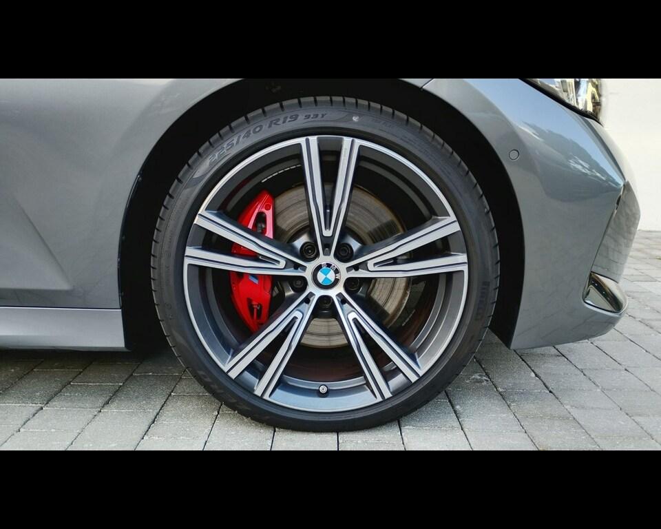 BMW Serie 3 320d Touring mhev 48V Msport xdrive auto