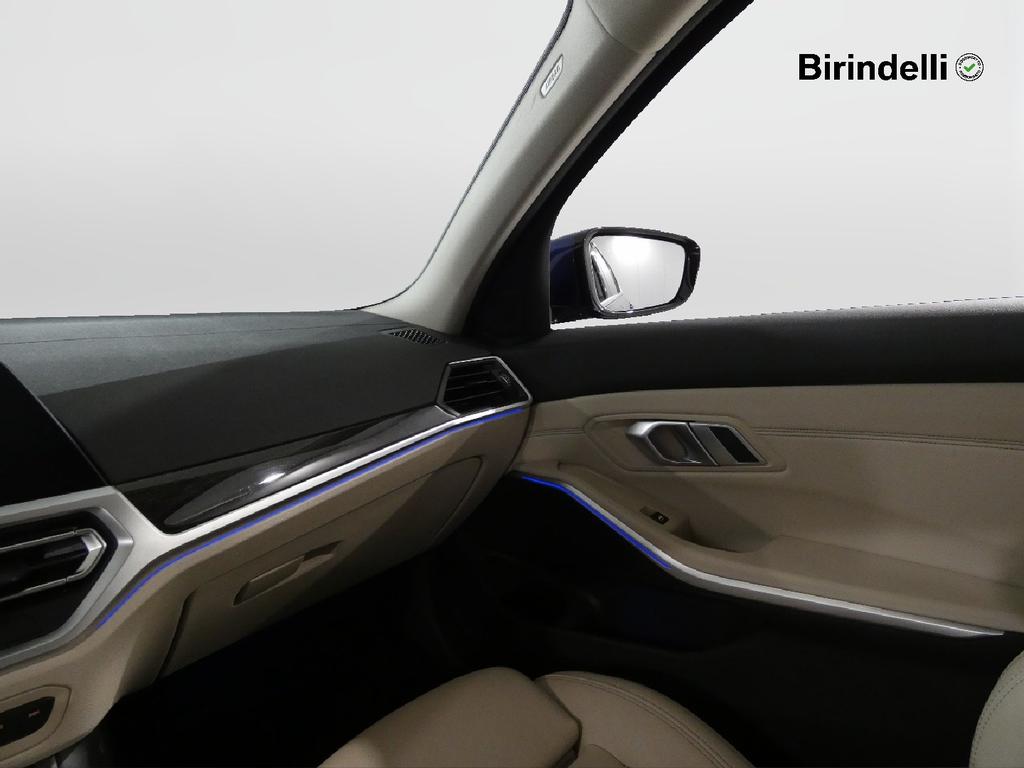 BMW Serie 3 320d Touring mhev 48V Luxury auto