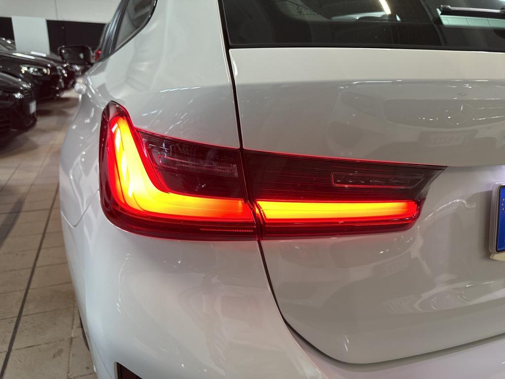 BMW Serie 3 318d Touring mhev 48V Msport auto