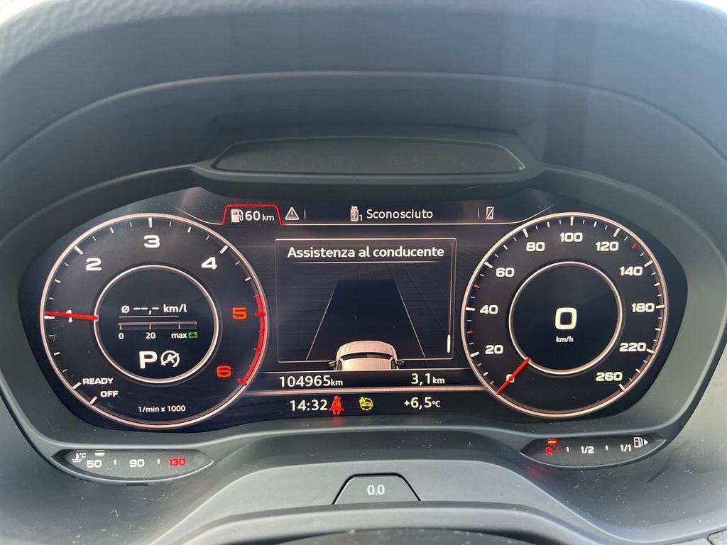 Audi Q2 30 2.0 tdi Business plus s-tronic