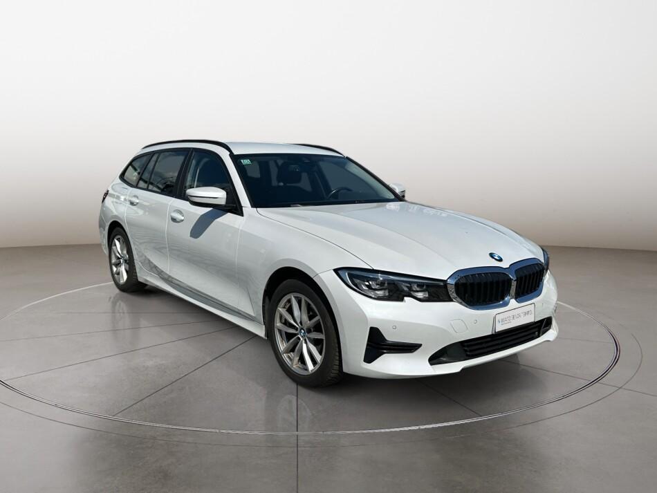 BMW Serie 3 316d Touring mhev 48V Luxury auto